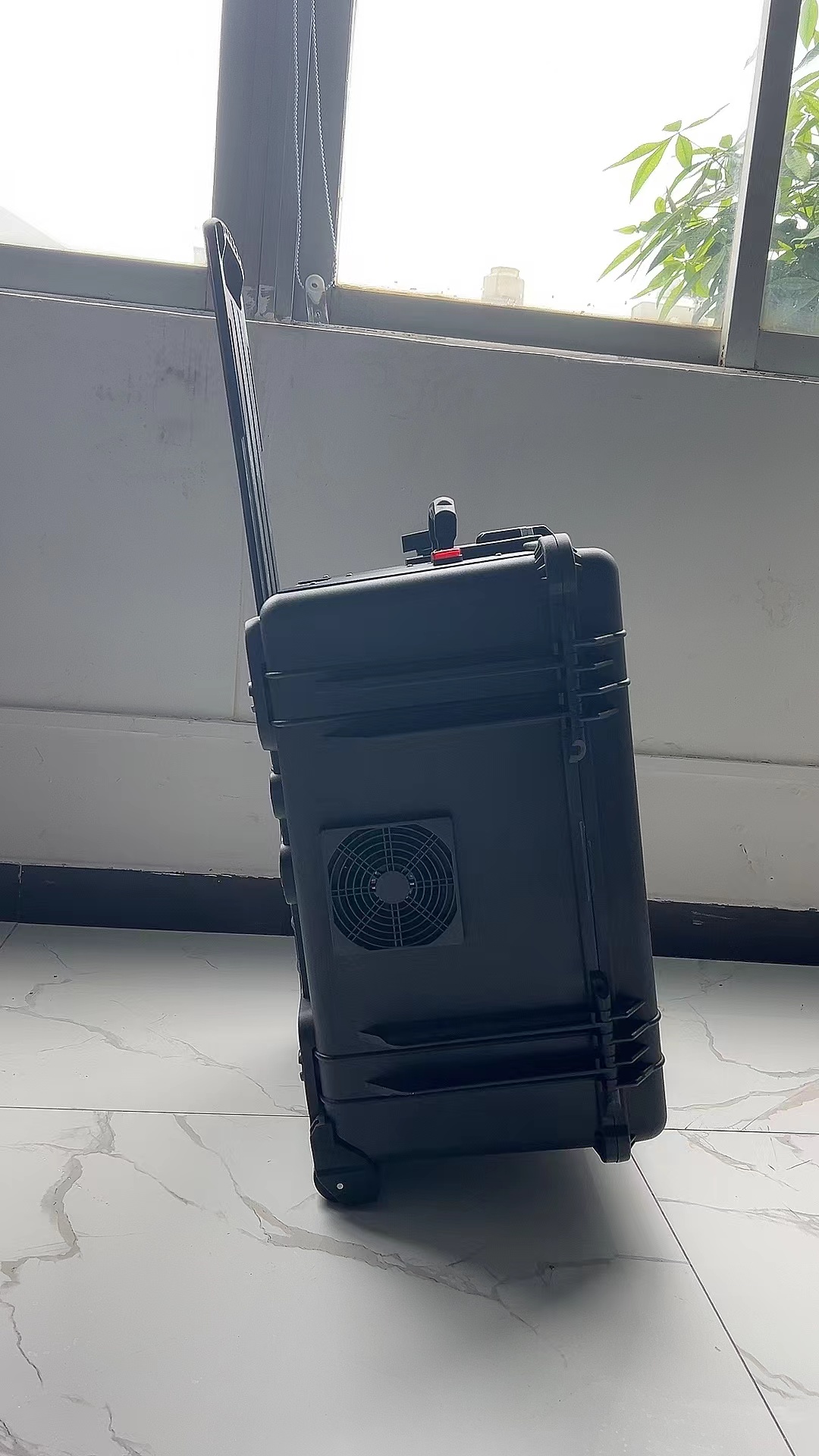 安丘手拉箱型移动通信干扰器